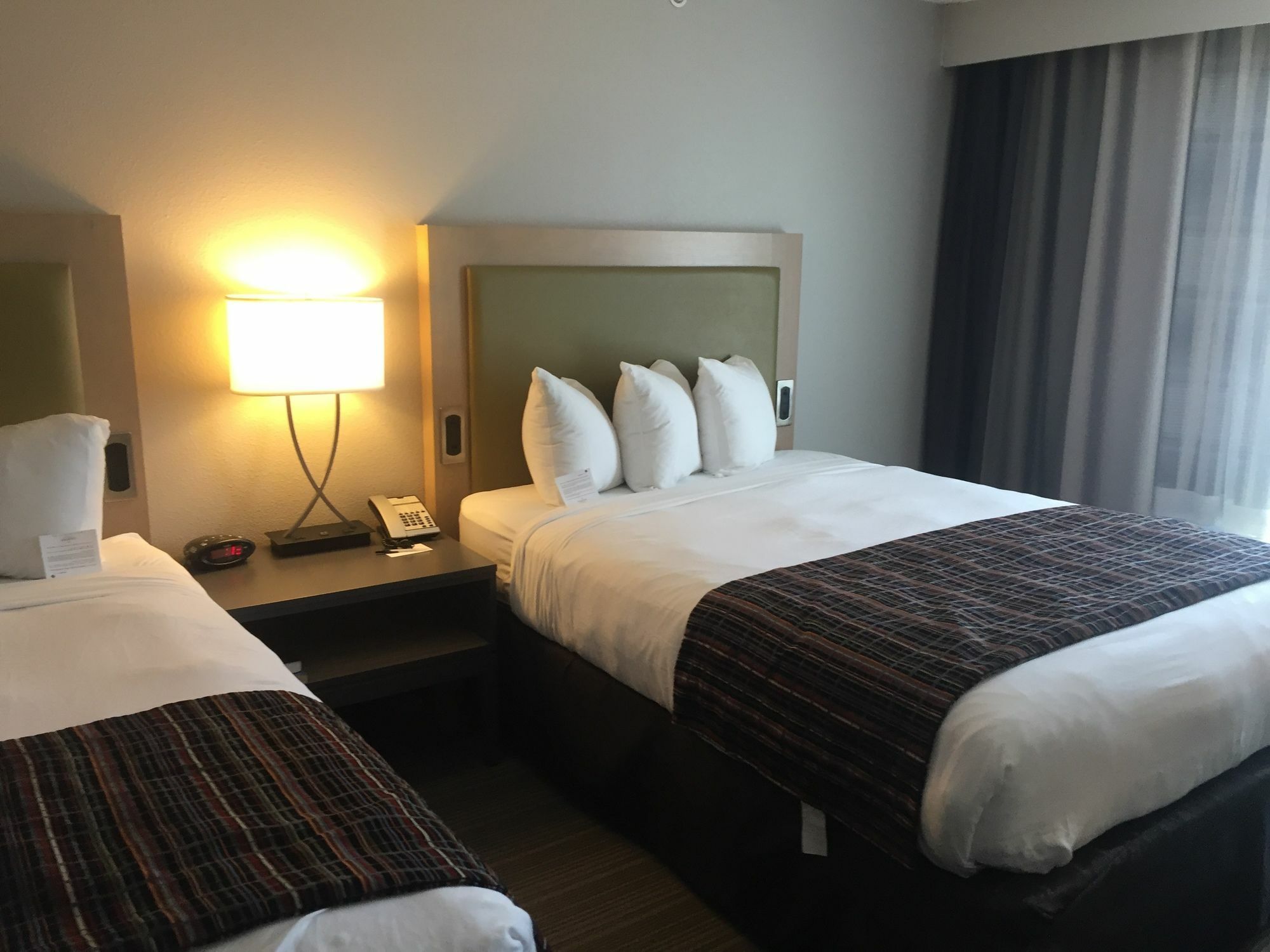 Country Inn & Suites By Radisson, Springfield Southeast מראה חיצוני תמונה