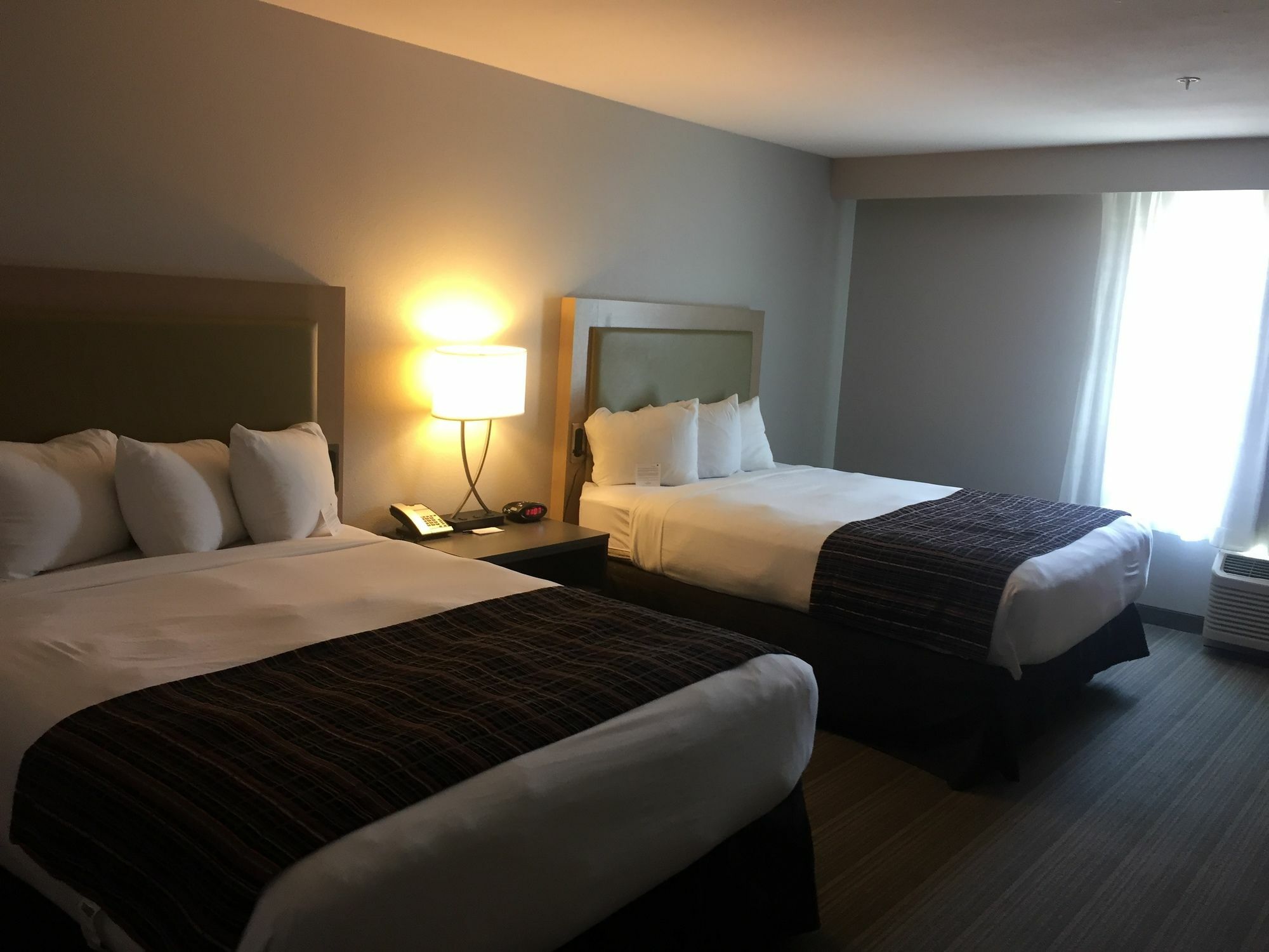 Country Inn & Suites By Radisson, Springfield Southeast מראה חיצוני תמונה