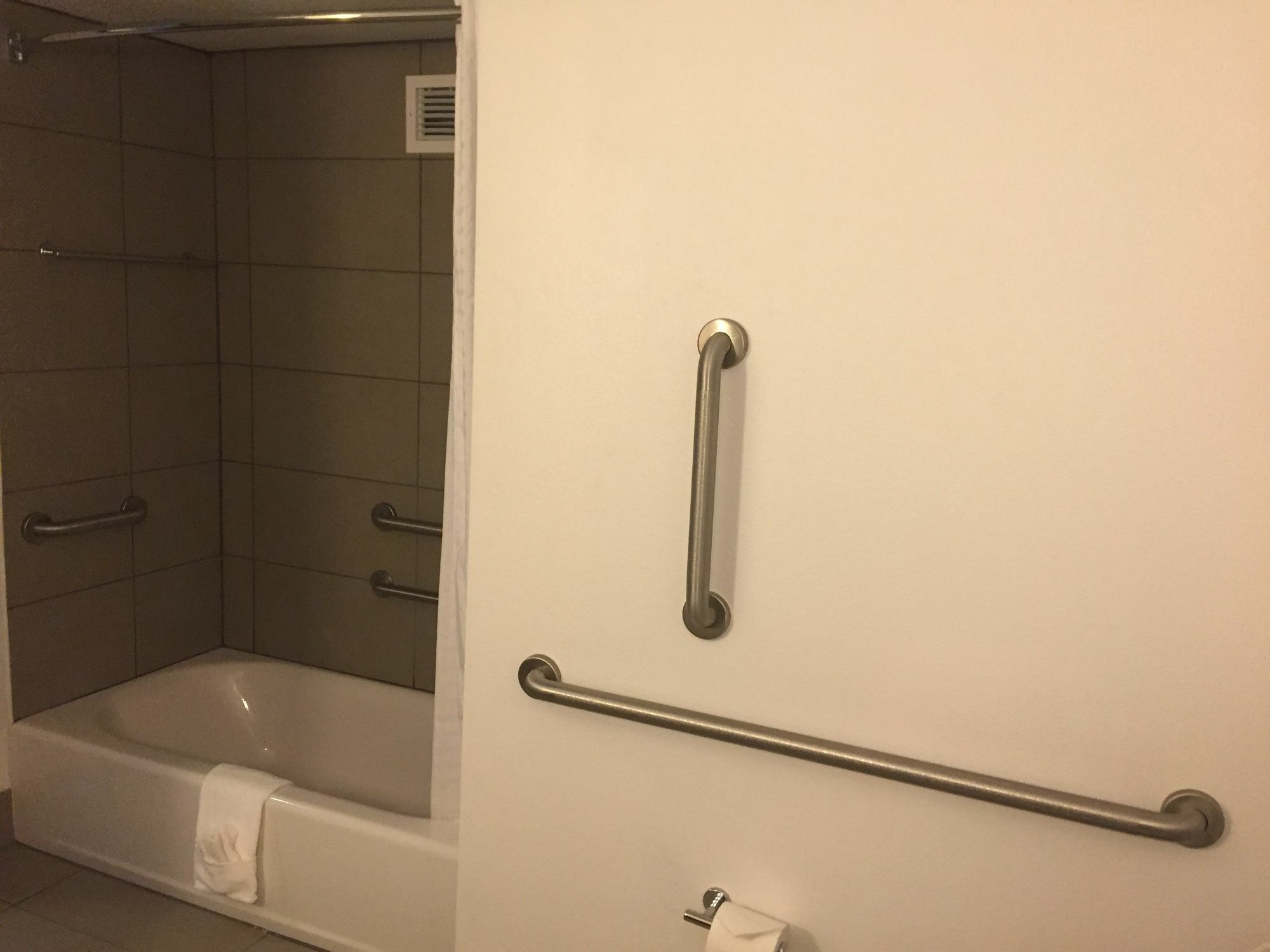 Country Inn & Suites By Radisson, Springfield Southeast מראה חיצוני תמונה